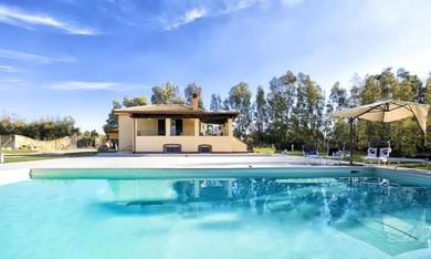 Villa Alghero Villa per 8 persone con 2 cucine piscina rampa per disabili