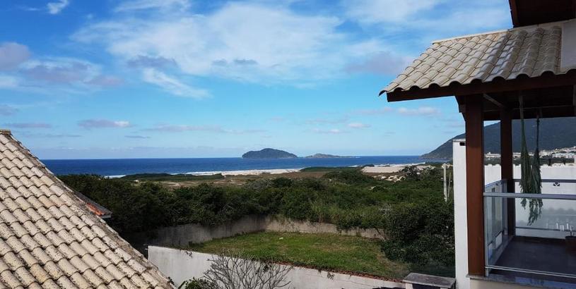 Дом отдыха Santinho Ocean View House