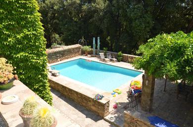 Вилла Villa de 5 chambres avec piscine privee jardin clos et wifi a La Garde Freinet