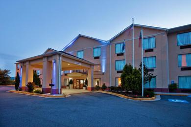 Hotel Holiday Inn Express Hotel & Suites Hiawassee, an IHG Hotel