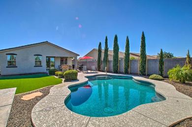 Holiday home Sunny Oasis in San Tan Valley with Private Yard