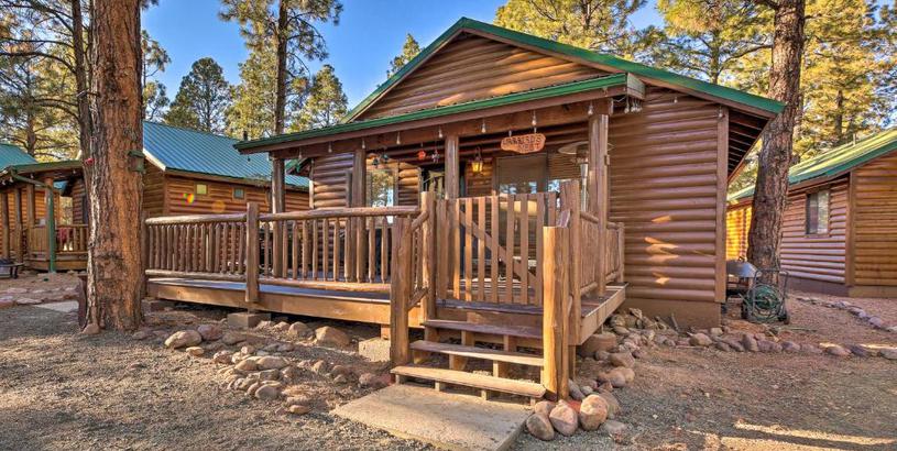 Дом отдыха Quaint Warbirds Nest Cabin in Bison Ranch!