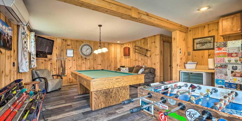 Holiday home Spacious Home Adjacent to Mt Snow with Game Room!