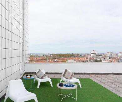 Апартаменты 8ROOFTOP - T2 com terraço e vista para as salinas!