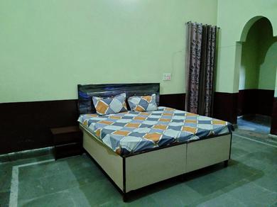Apartments OYO HOME 83930 Hotel Lovely Star