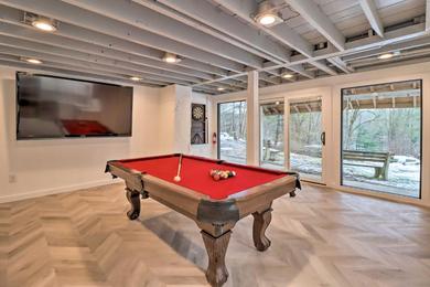 Family Compound with Game Room and Indoor Hot Tub
