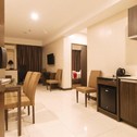 Отель RedDoorz Premium @ West Avenue Quezon City