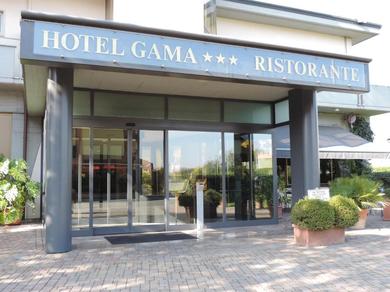 Отель Hotel Gama