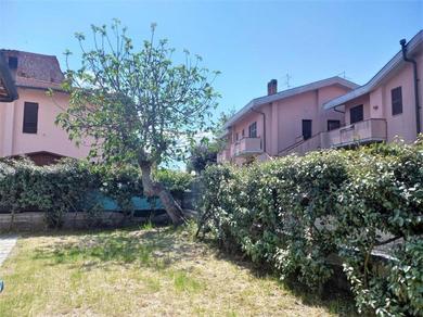 Cosy holiday home with private garden 5 minutes from Lake Trasimeno
