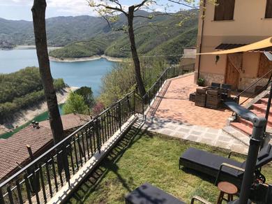 Вилла Ma. De House Lago del Turano