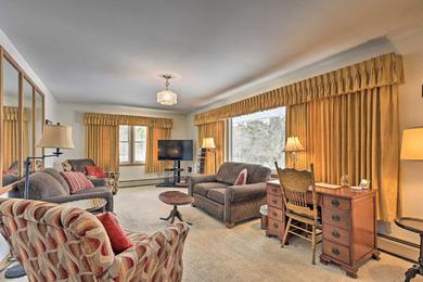 Дом отдыха Charming Oakhill House - 2 Mi to Dtwn Dells