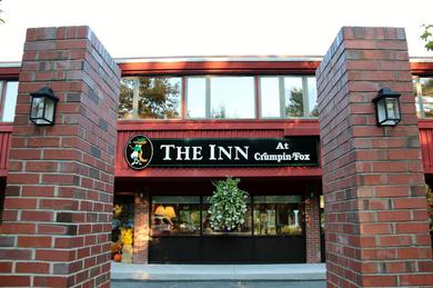 Отель The Inn at Crumpin-Fox