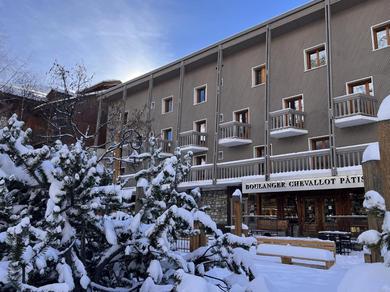 Отель Everest Hotel