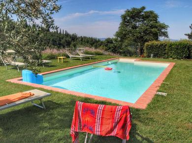 Апартаменты Spacious Holiday Home in Castelfranco di Sopra with Pool