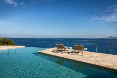 Вилла Beachfront & Infinity Pool Luxury Villa - Corfu