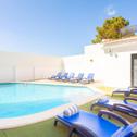 Villa Villa Solmar - Portuguese Style 4 Bedroom Villa for 8 People - Private Pool - Table Tennis - Badmint