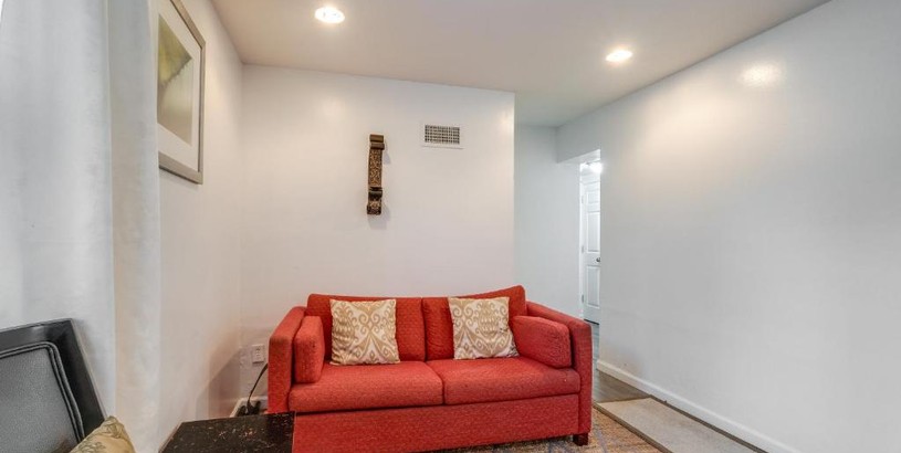 Отель Hillcrest Heights Condo about 7 Mi to National Mall!