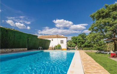 Stunning home in Rute with 9 Bedrooms and Outdoor swimming pool