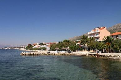 Apartments Apartments by the sea Podstrana, Split - 8677