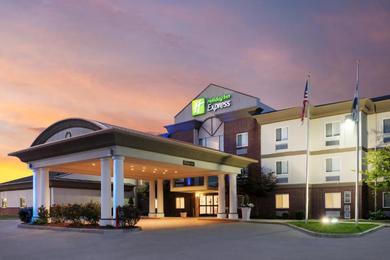 Отель Holiday Inn Express Warrenton, an IHG Hotel