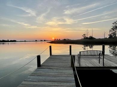 Holiday home Sunrise Waterfront Cottage with Dock & Kayaks!