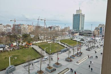 Apartments Great View of Taksim Square, Luxury Furnished on Main Street of Taksim, Partial Sea View