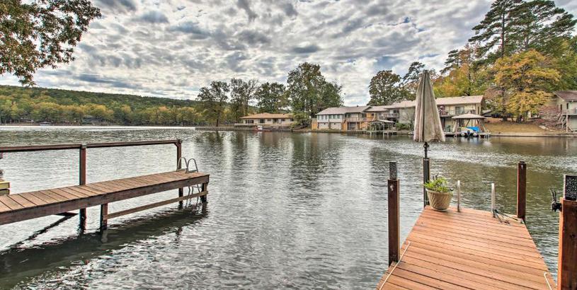 Holiday home Modern Lake DeSoto Townhouse with Deck and Kayaks