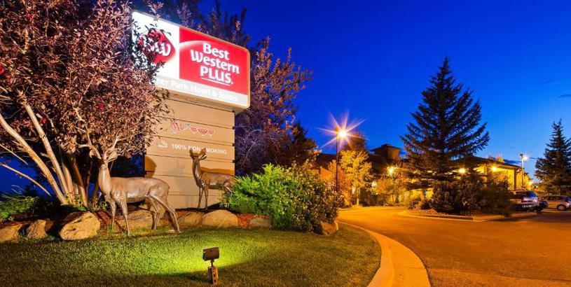 Hotel Best Western Plus Deer Park Hotel and Suites