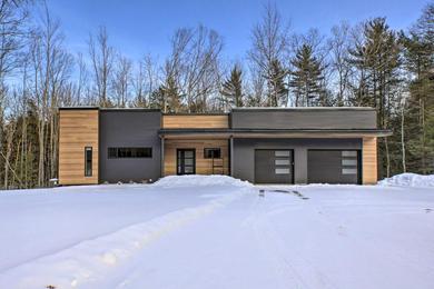 Holiday home Modern-Chic Interlochen Home with Deck and Game Room!