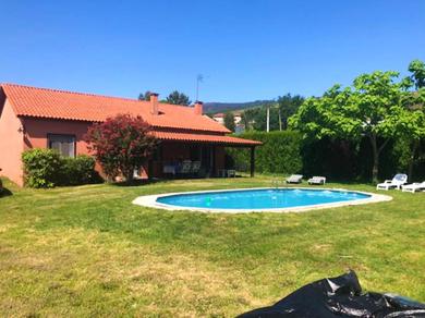 Villa Villa with 2 bedrooms in Pontevedra with private pool furnished garden and WiFi 8 km from the beach