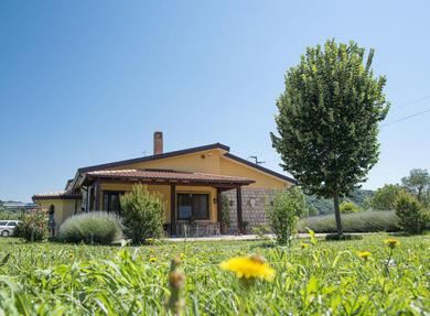 Guest house Country House Case Di Stratola