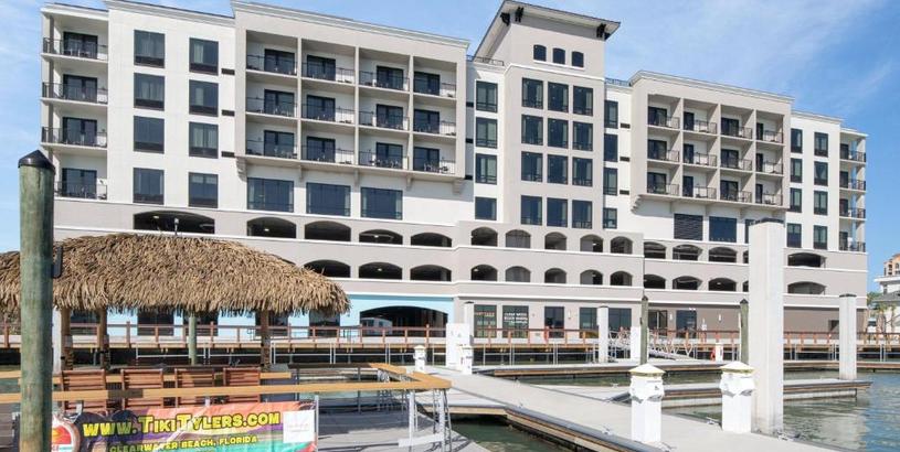Отель Courtyard by Marriott Clearwater Beach