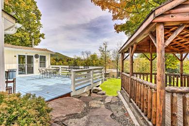 Holiday home Jewett Gem with Charcoal Grill and Mountain Views