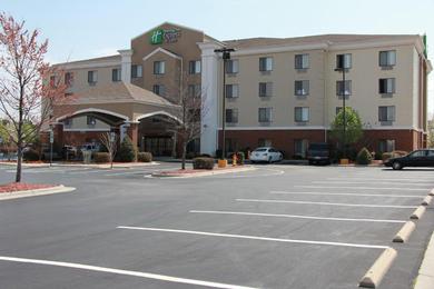 Hotel Holiday Inn Express & Suites Roanoke Rapids, an IHG Hotel