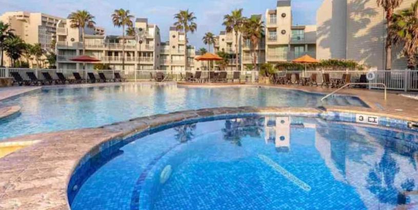 Aparthotel Bahia Mar Solare Tower 6th floor Oceanview Condo 3bd 3ba w Pools Hot Tubs