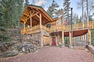 Holiday home Rustic Greer Cabin with Mountain Views!