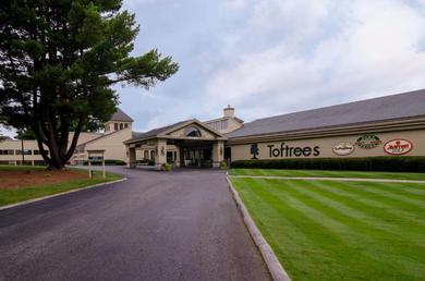Курорт Toftrees Golf Resort