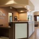Отель Microtel Inn & Suites Kenedy
