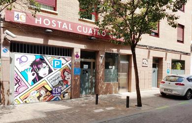 Guest house Hostal 4C Cuatro Caminos