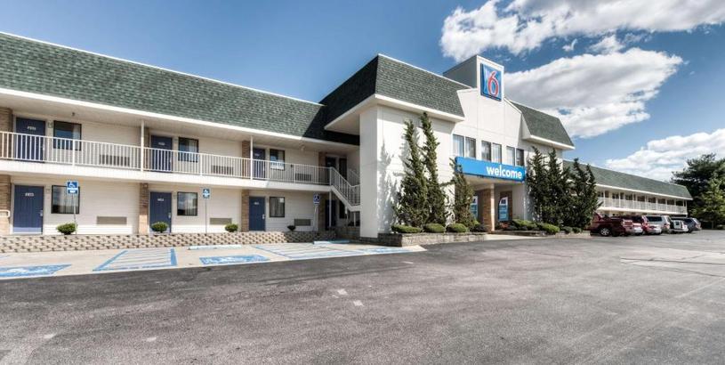 Hotel Motel 6-Niantic, CT - New London