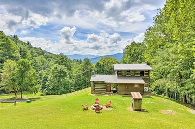 Holiday home Turkey Hollow Cabin with Stunning Open Views!