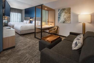 Отель SpringHill Suites By Marriott Frederick