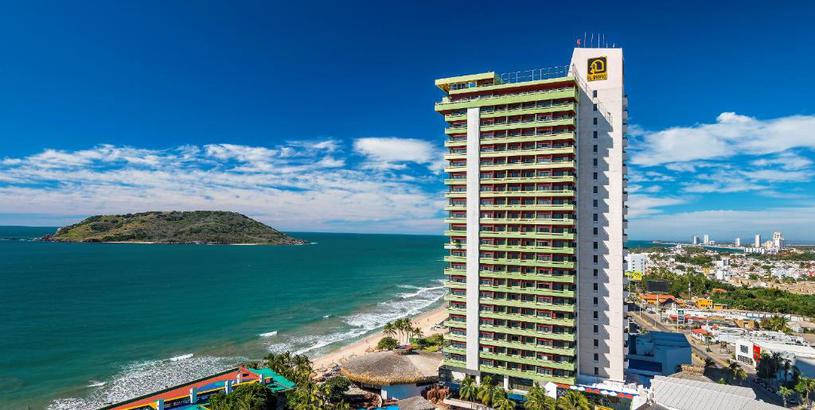 Hotel El Cid El Moro Beach