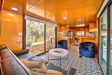 Holiday home Payson Riverfront Escape with Hot Tub, Fire Pit