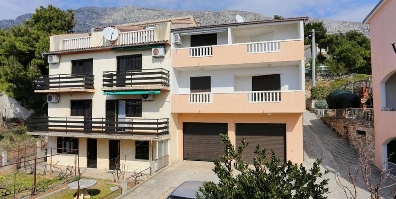 Apartments Apartments by the sea Stanici, Omis - 10305