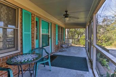 Holiday home Lake Waccamaw Home with Fenced Yard and Shared Pier!