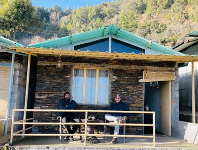 Hotel Family in the Hills by Nature's Glamping