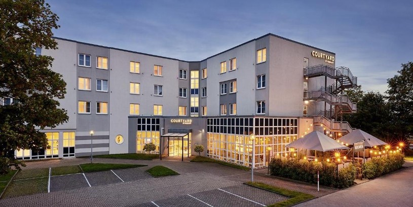 Отель Courtyard by Marriott Dortmund