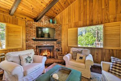 Дом отдыха Lake Arrowhead Retreat By Snow Valley Mtn Resort!