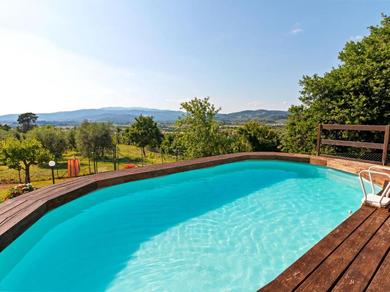 Дом отдыха Cottage in Arezzo with Pool Terrace Garden Deckchairs